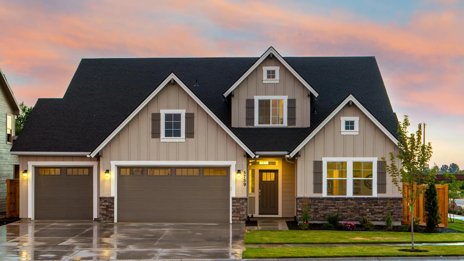 Fixed-Rate vs. Adjustable-Rate Mortgages: Which One Actually Makes Sense for Your Oklahoma City Home?